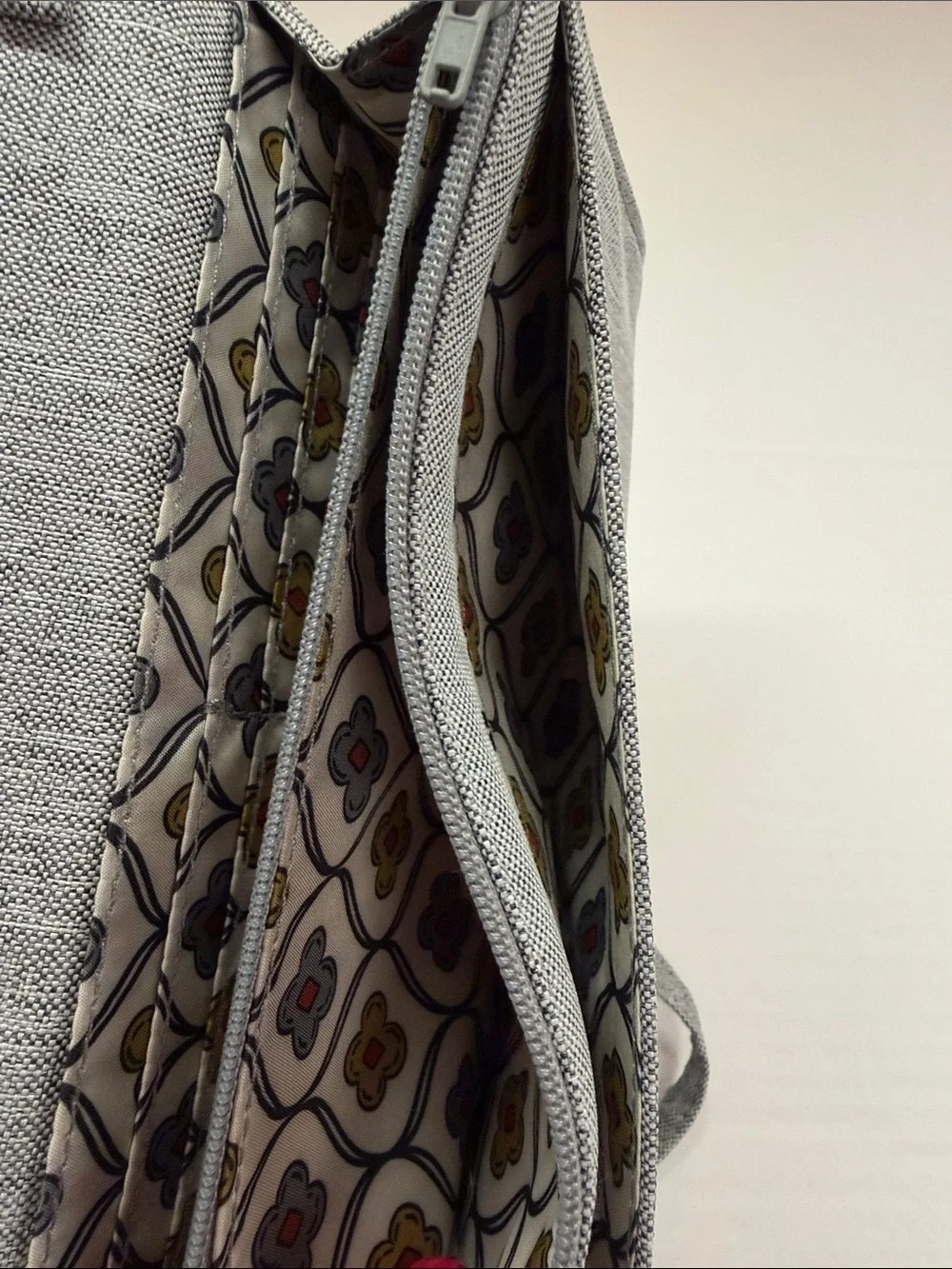 Vera Bradley Crossbody Wallet Medium Heather Gray Lighten Up NWT
